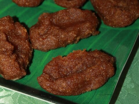 Hand-shaped steamed kozhukattai dumplings
