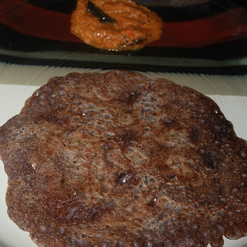Crisp finger millet dosa with chutney