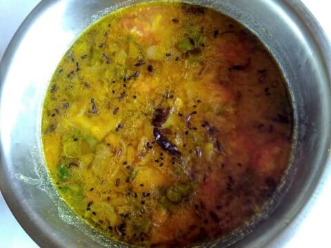 Lentils simmered with mixed vegetables