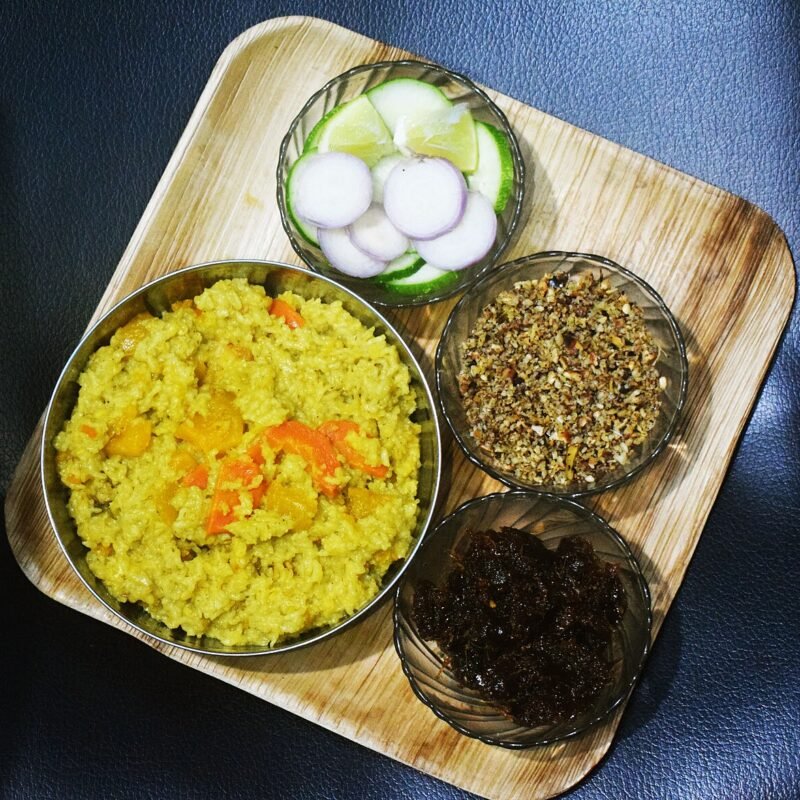 Rice and lentil khichdi with mixed vegetables